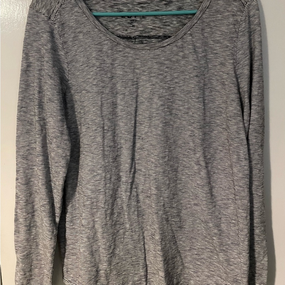 Women's Gray Striped Top